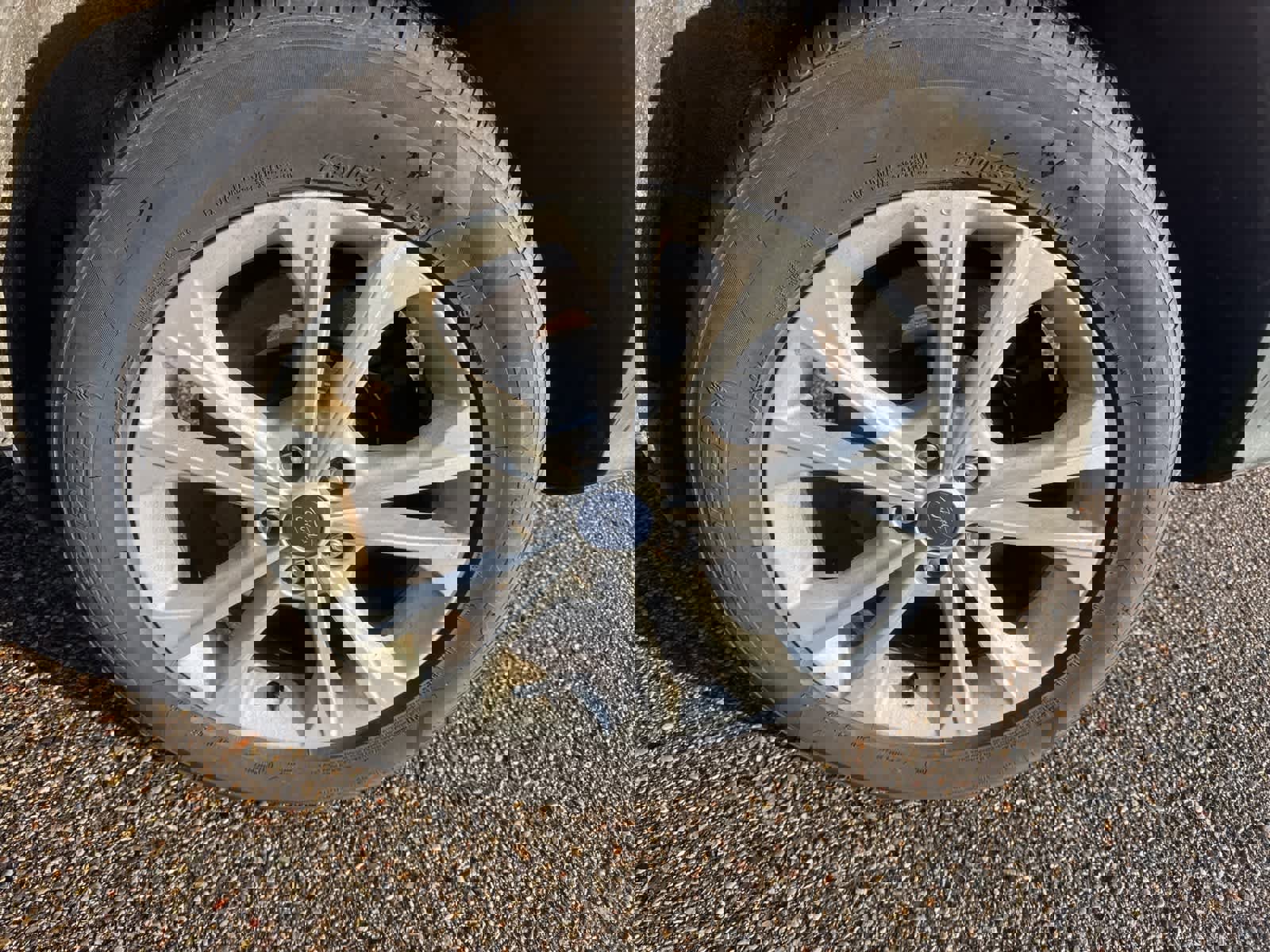 Used 2017 Ford Escape SE w/ Equipment Group 201A image 22