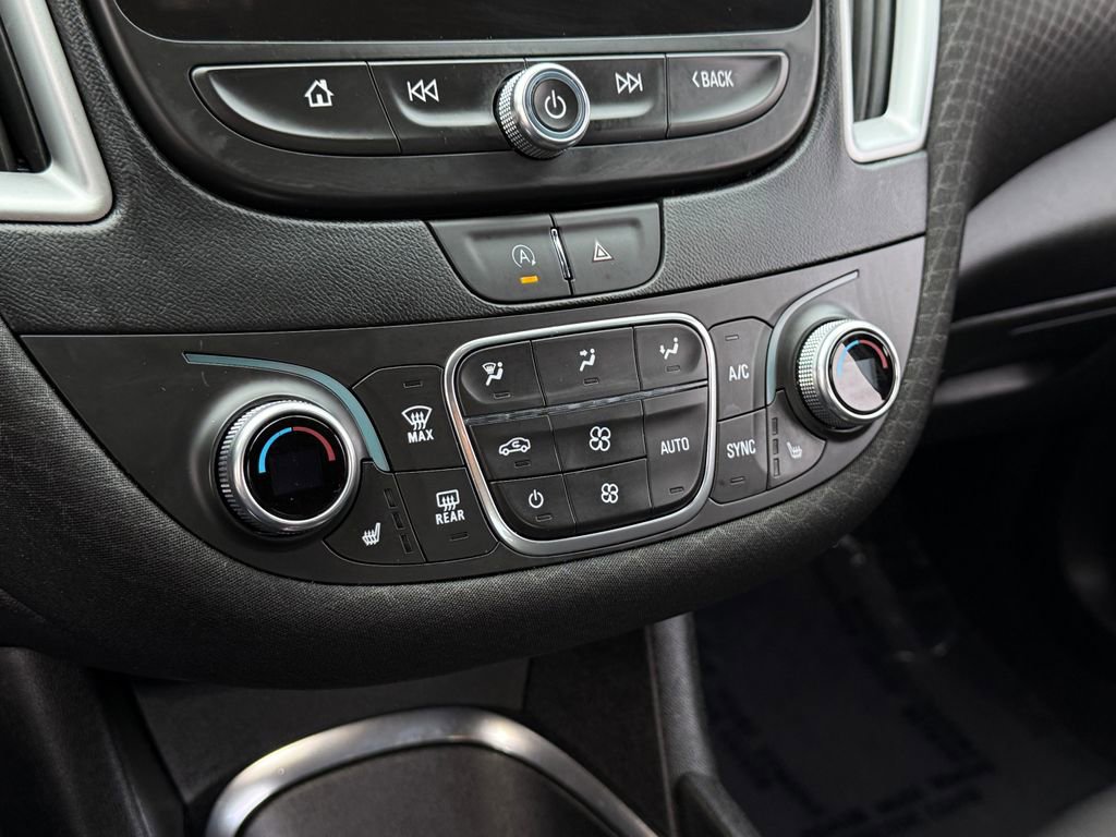 Used 2023 Chevrolet Malibu LT image 25