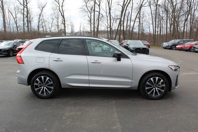 Used 2024 Volvo XC60 B5 Plus image 2