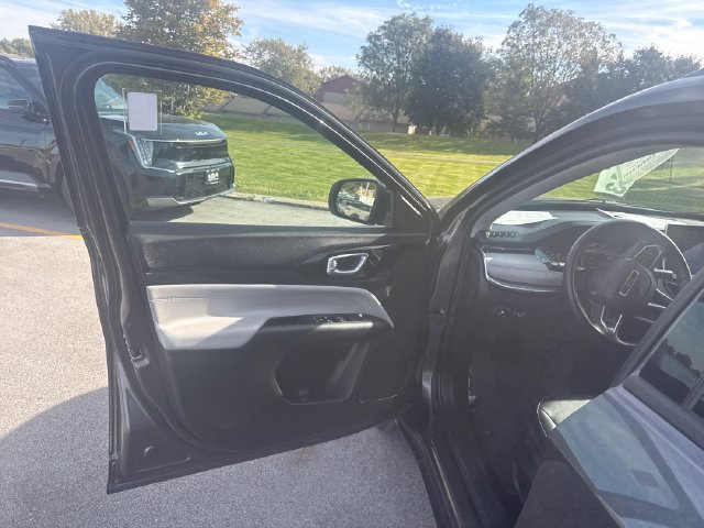 Used 2022 Jeep Compass Limited AWD/4WD image 13