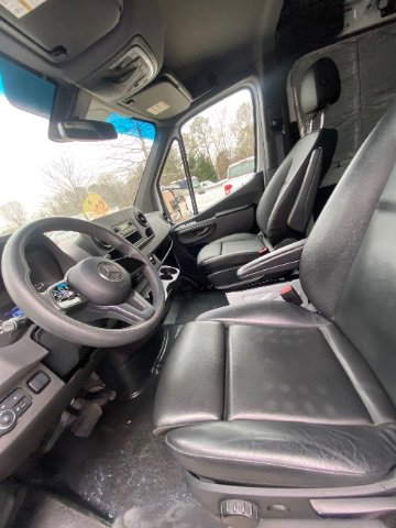 Used 2022 Mercedes-Benz Sprinter 2500 image 13