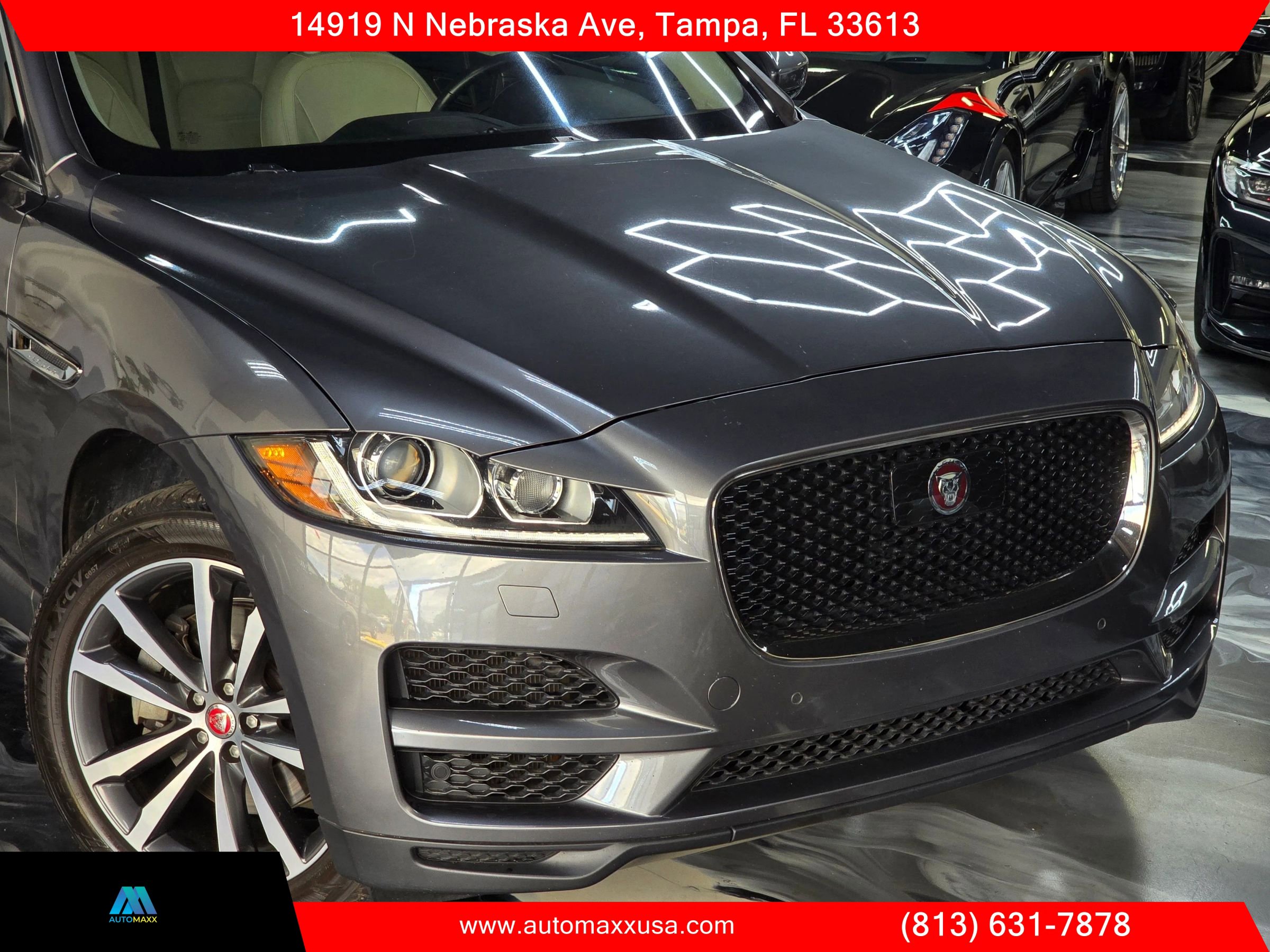 Used 2019 Jaguar F-PACE Prestige AWD/4WD image 3