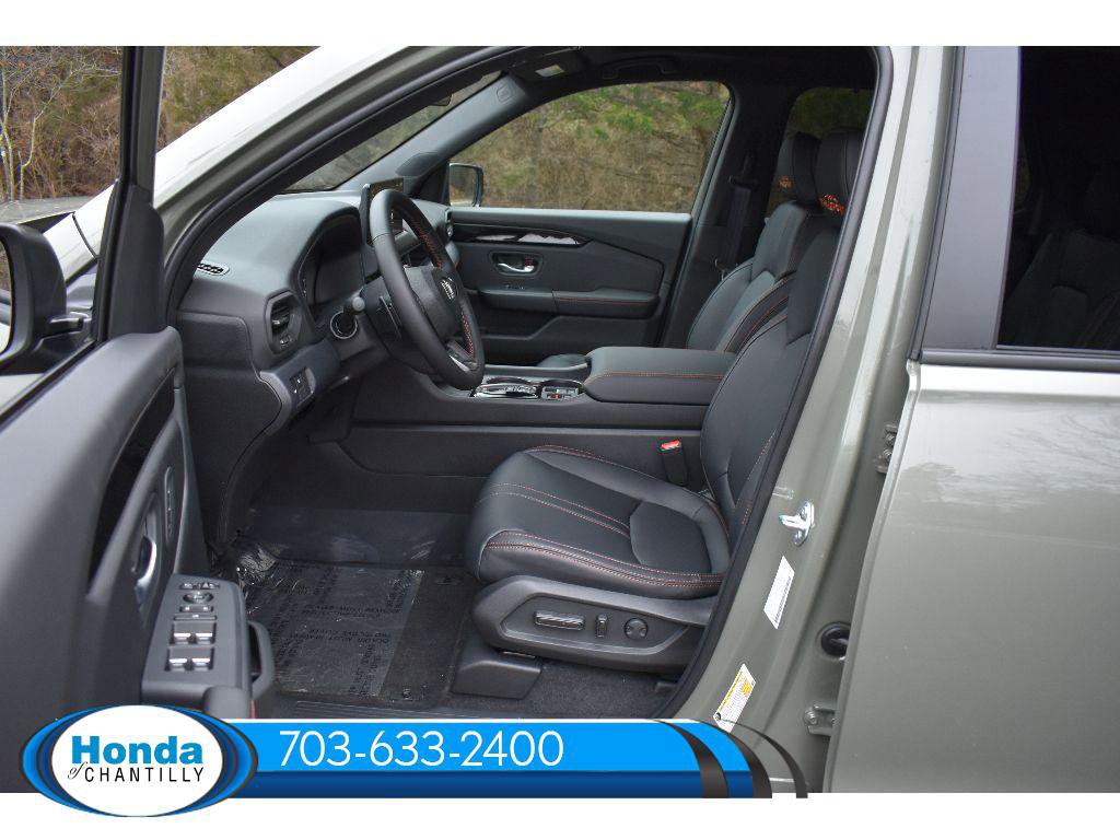 New 2026 Honda Pilot TrailSport image 29