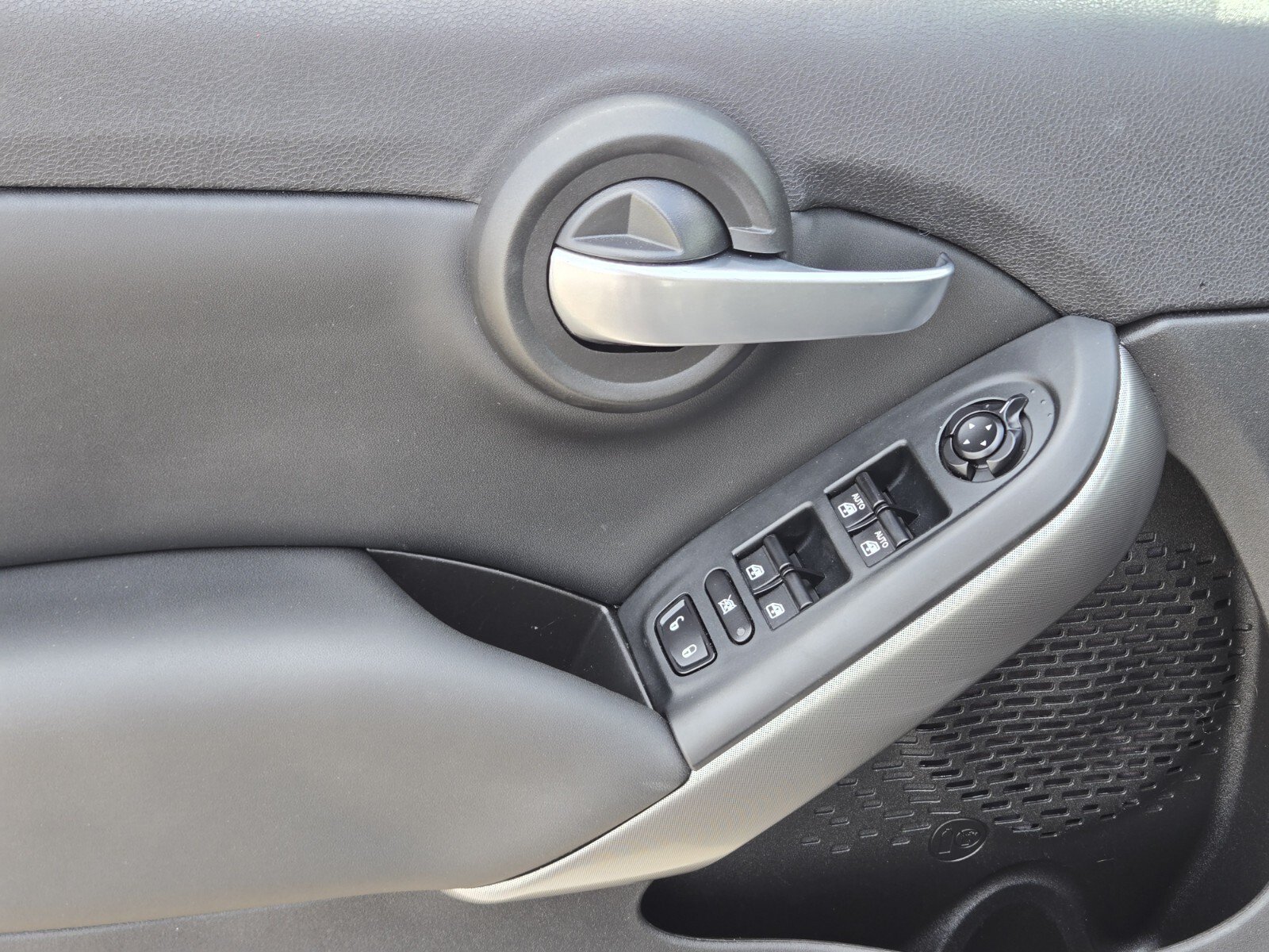 Used 2022 FIAT 500X Trekking AWD/4WD image 17