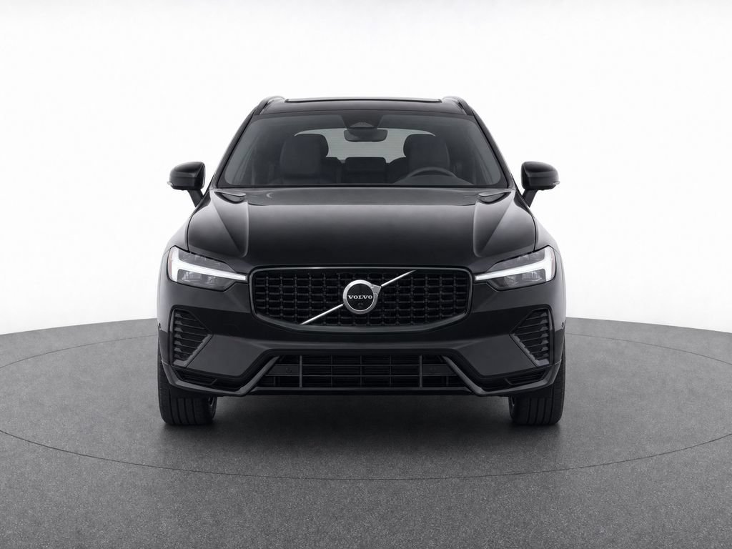 Certified 2024 Volvo XC60 B5 Plus w/ Protection Package Premier AWD/4WD image 5