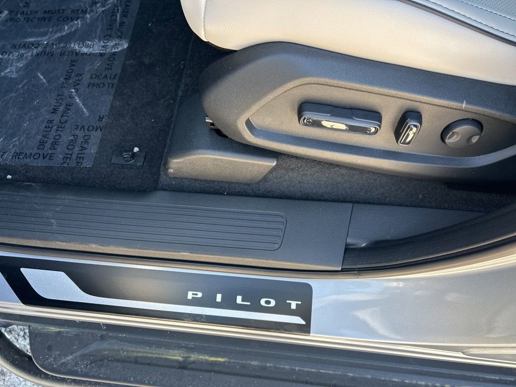 New 2026 Honda Pilot Elite image 18