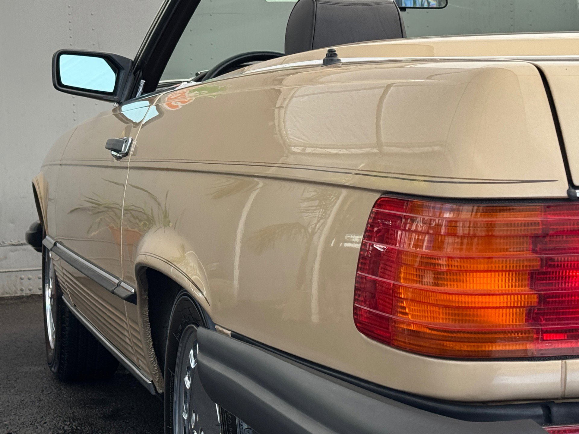 Used 1987 Mercedes-Benz 560 SL image 36