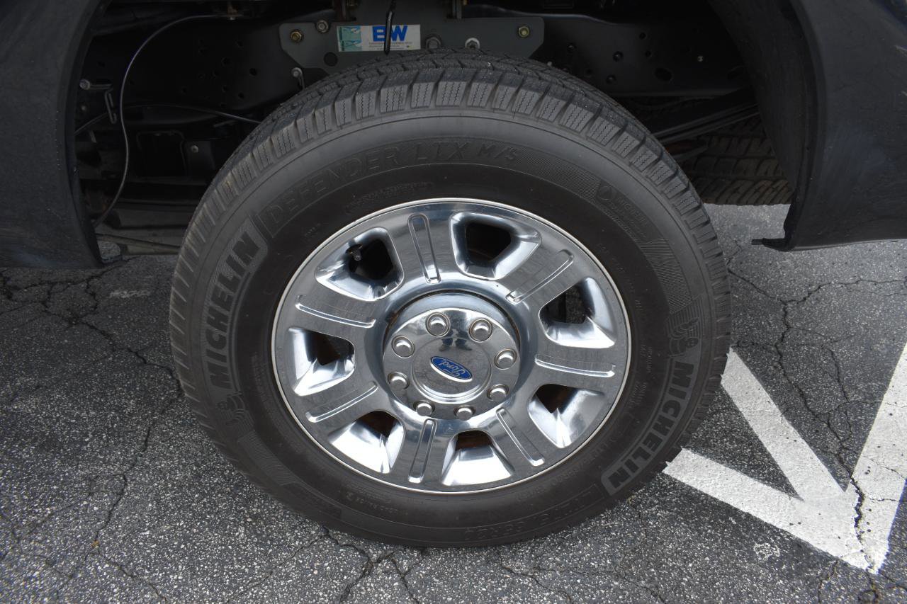Used 2015 Ford F250 Lariat w/ Chrome Package AWD/4WD image 32