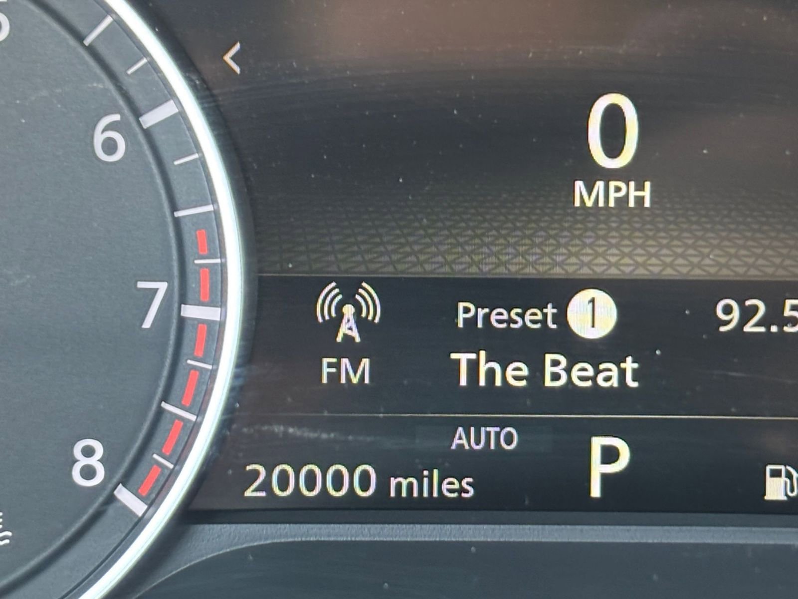 Used 2025 Nissan Pathfinder SV image 43