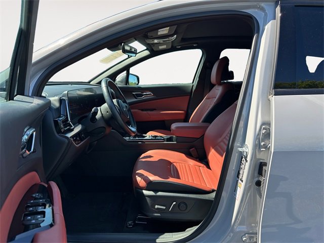 Used 2024 Kia Sportage SX image 9