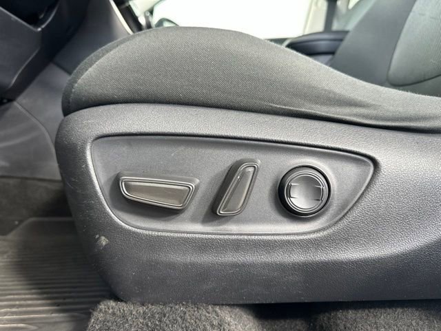 Used 2021 Toyota RAV4 XLE w/ Convenience Package AWD/4WD image 21