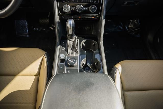 Used 2023 Volkswagen Atlas Cross Sport SE w/ Panoramic Sunroof Package image 20