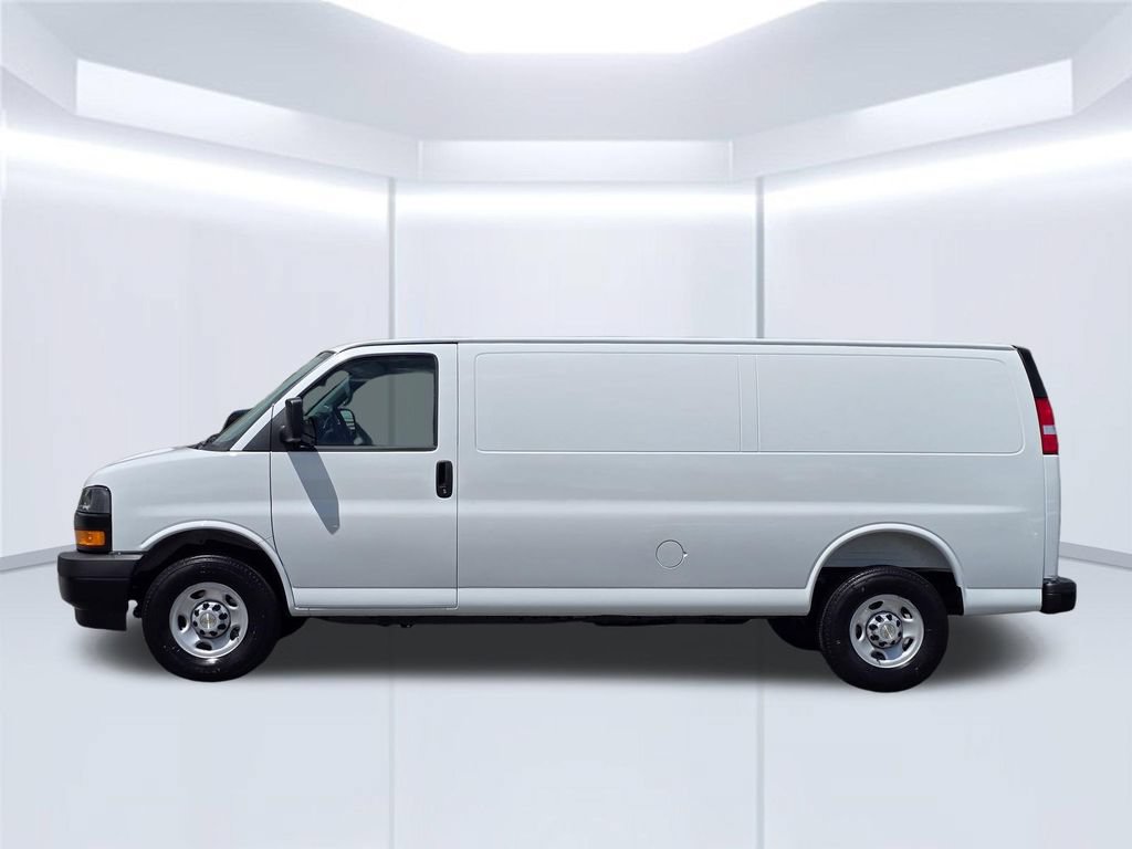 New 2026 Chevrolet Express 2500 Extended w/ Driver Convenience Package RWD image 17