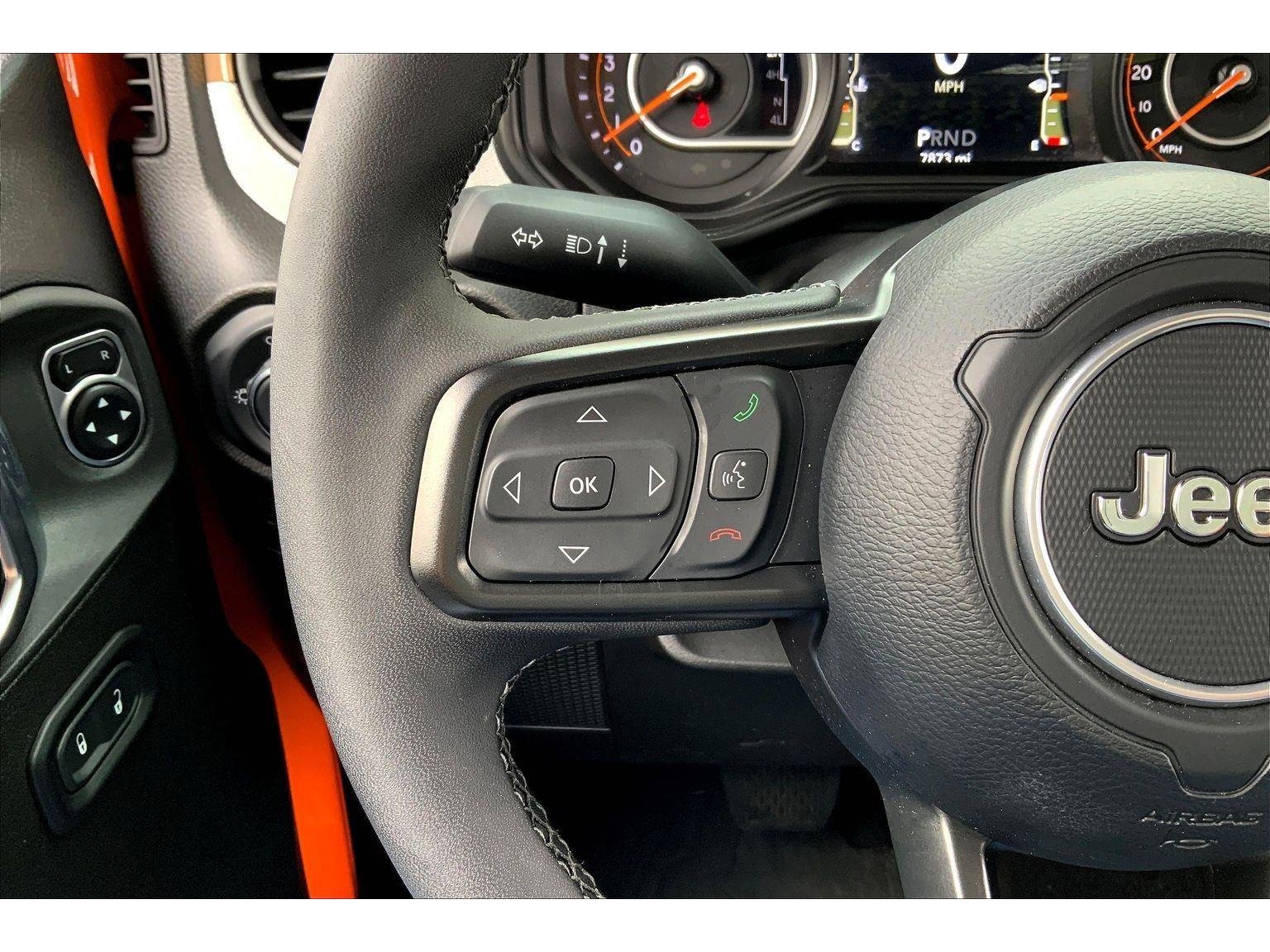 Used 2025 Jeep Wrangler Sport S image 16