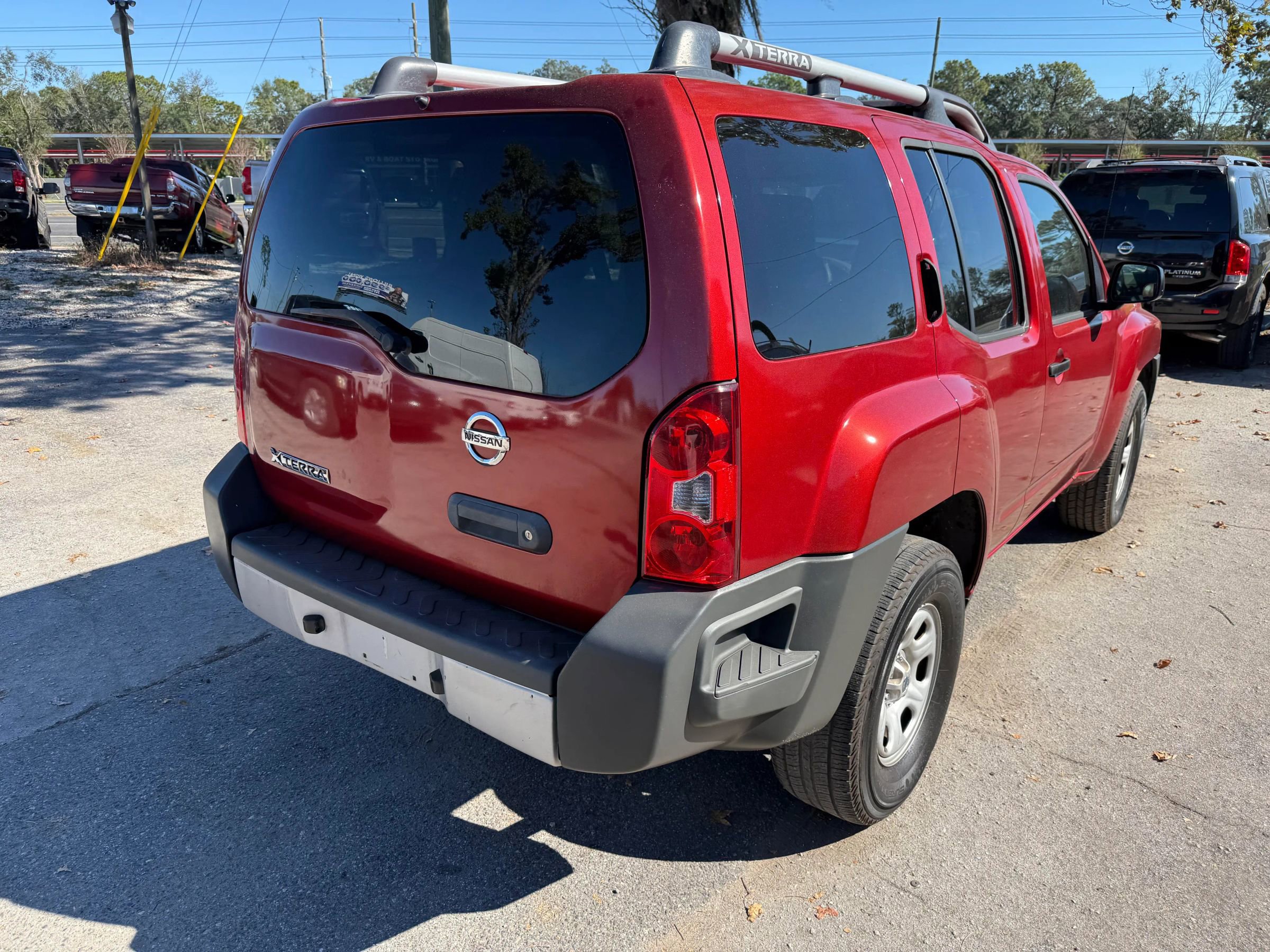 Used 2014 Nissan Xterra X image 4