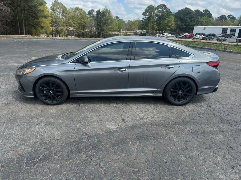 Used 2018 Hyundai Sonata Limited image 2