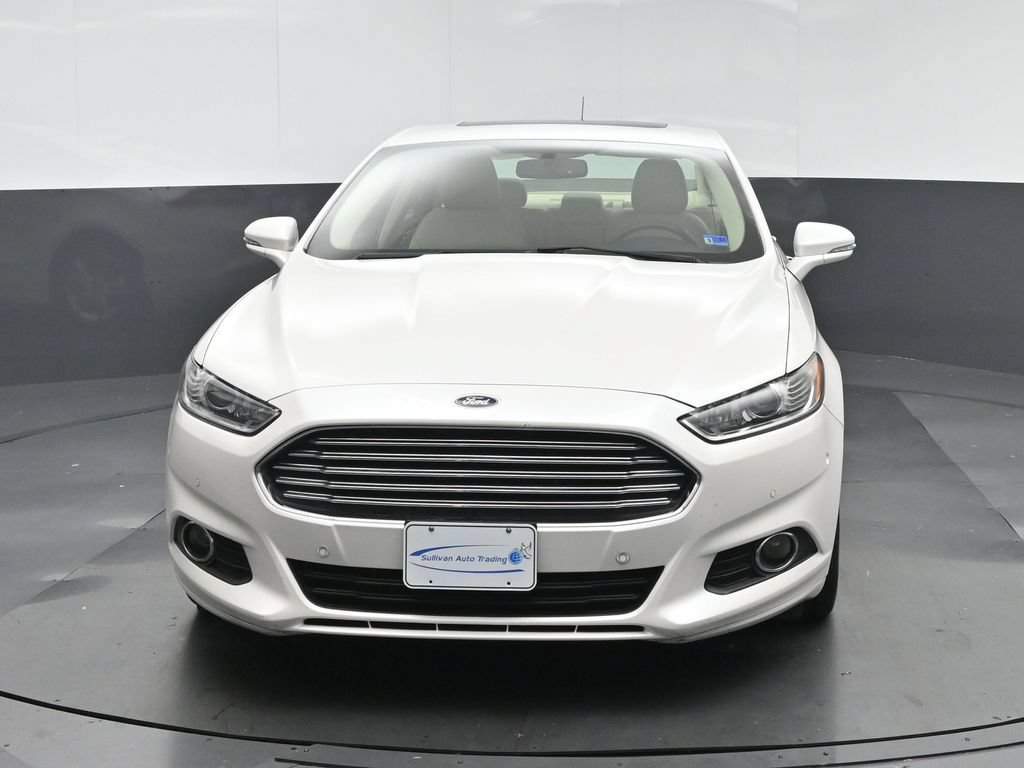 Used 2015 Ford Fusion SE w/ Equipment Group 502A FWD image 2