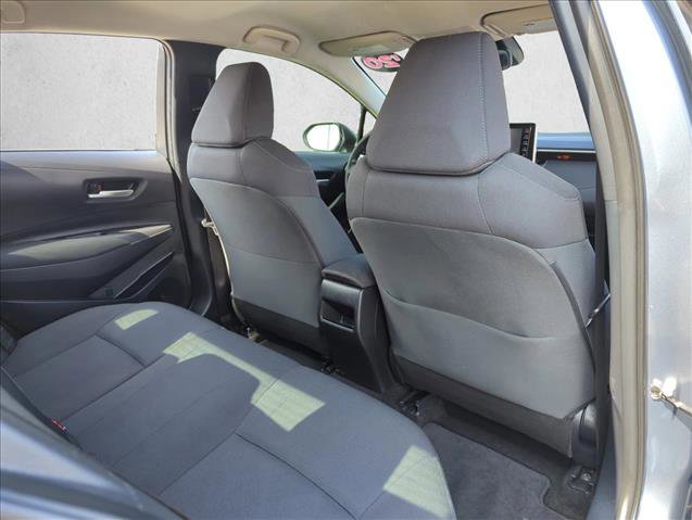 Used 2020 Toyota Corolla LE image 18