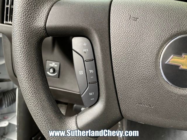 Used 2024 Chevrolet Express 3500 LT w/ LT Preferred Equipment Group RWD image 17