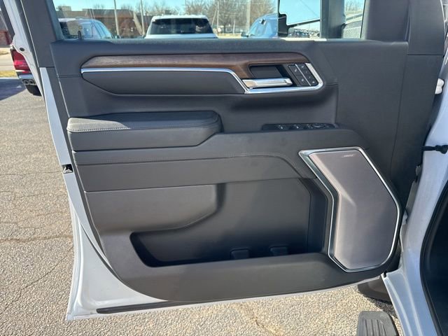 Used 2024 Chevrolet Silverado 2500 High Country w/ High Country Premium Package image 10