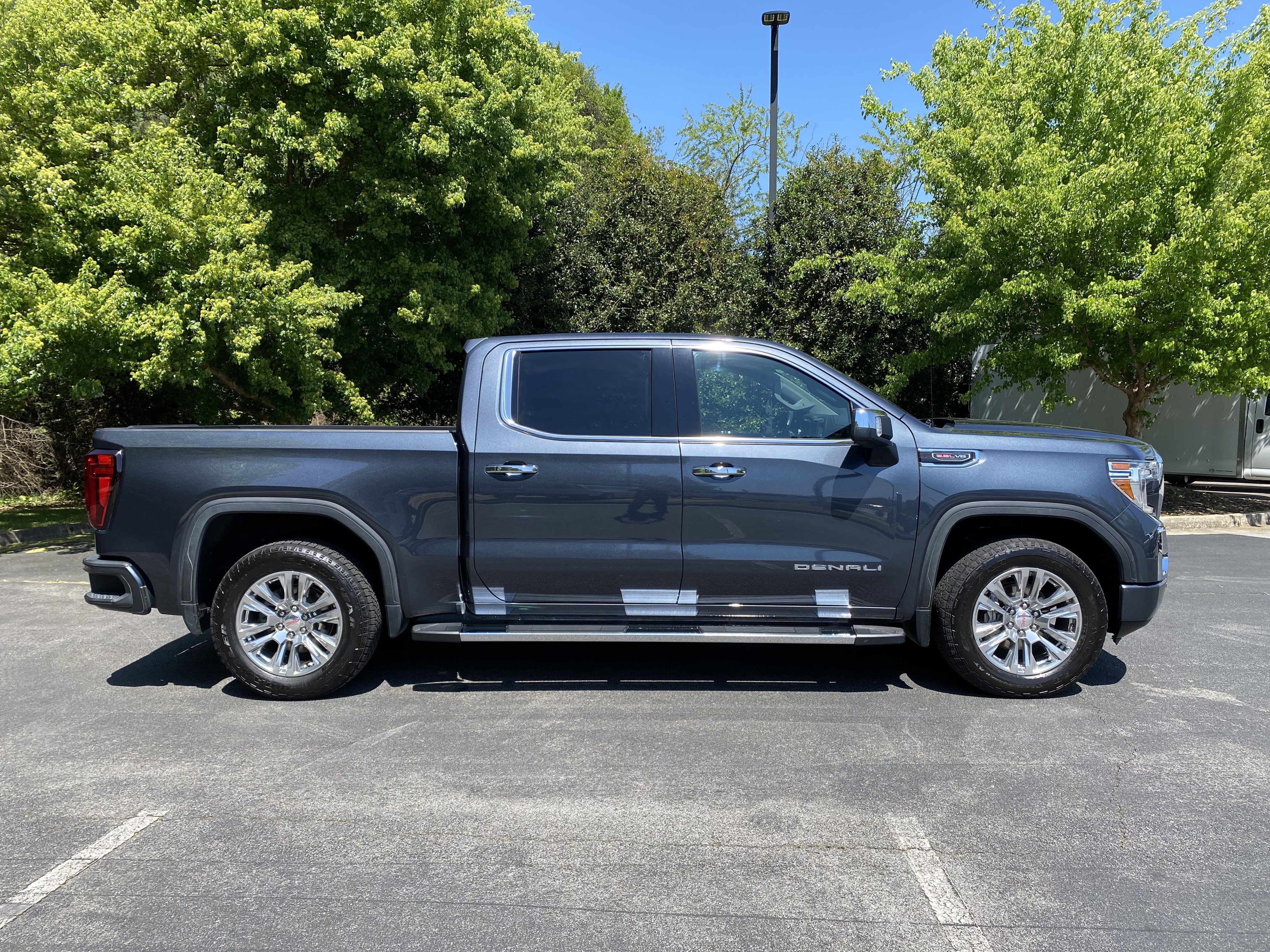 Used 2021 GMC Sierra 1500 Denali w/ Driver Alert Package II image 10