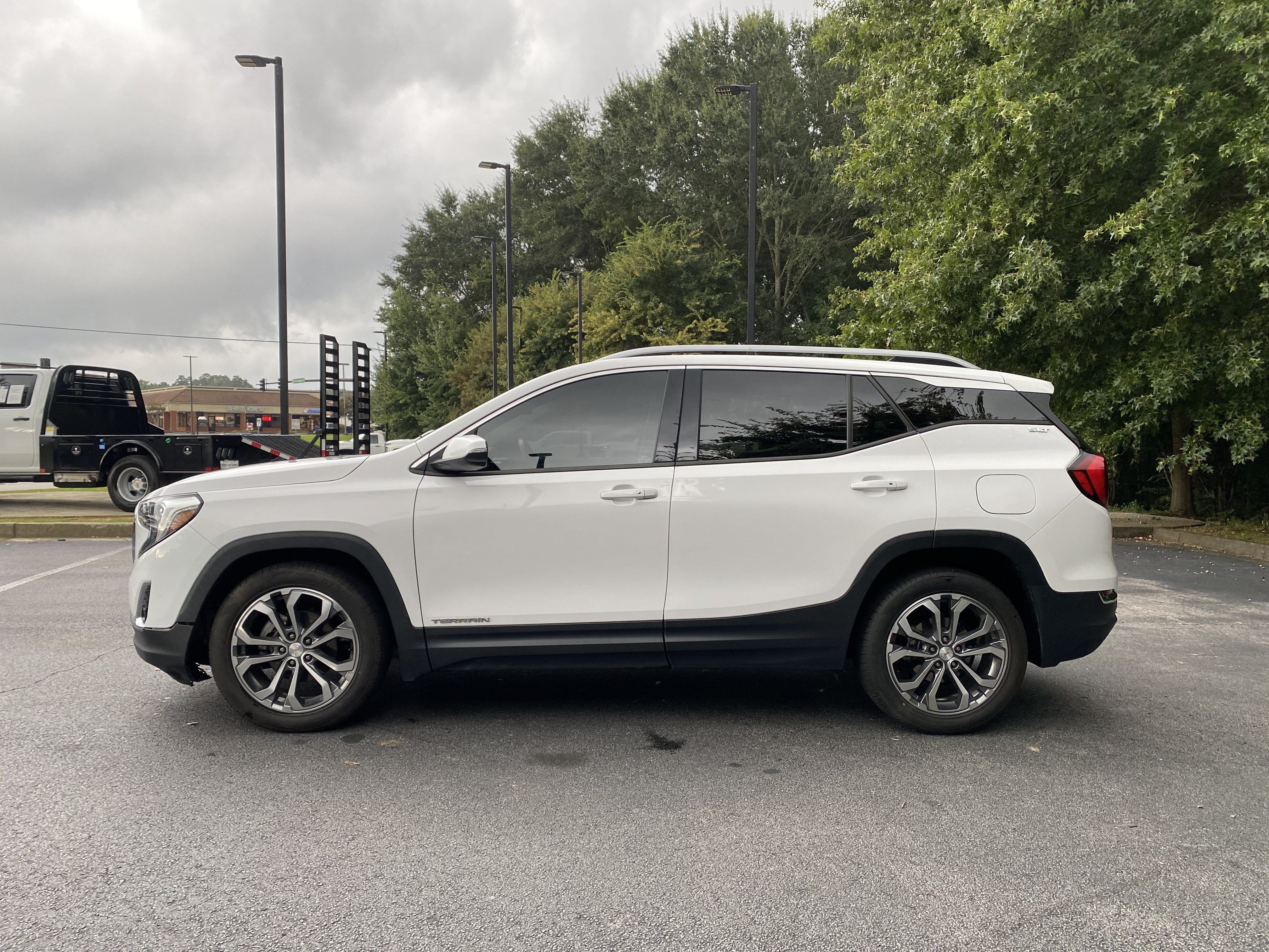 Used 2020 GMC Terrain SLT FWD image 6