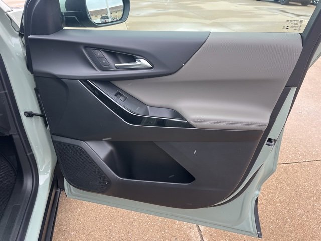 Used 2026 Chevrolet Equinox LT w/ Convenience Package II image 51