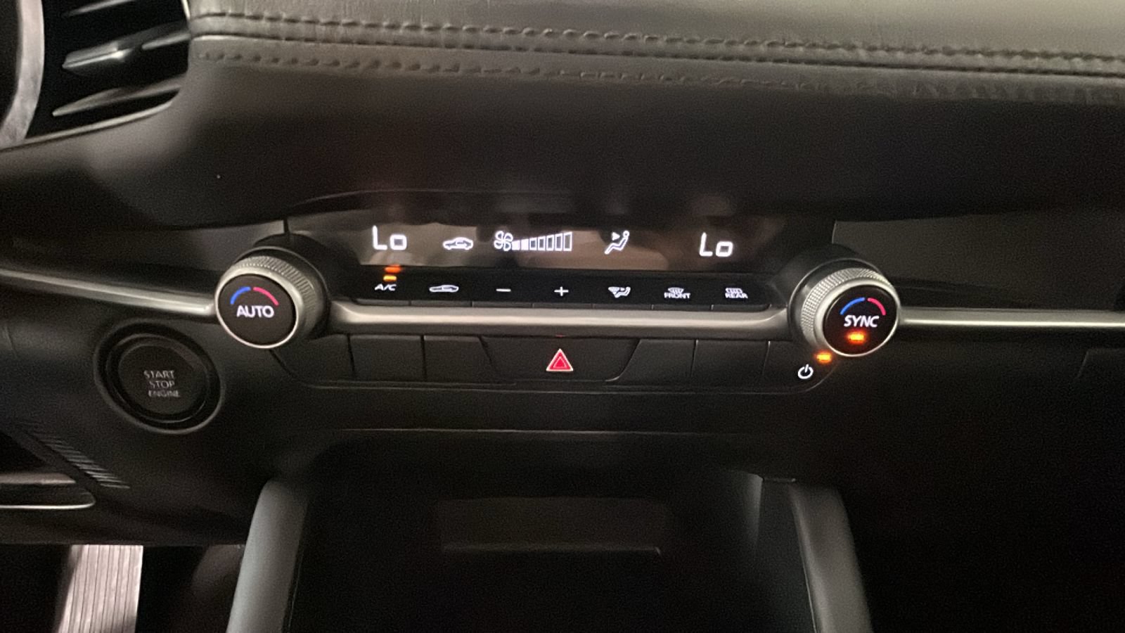 Used 2024 MAZDA MAZDA3 s FWD image 26