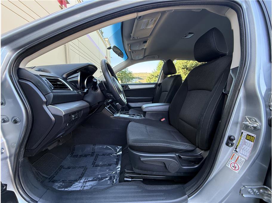 Used 2017 Subaru Outback 2.5i image 39