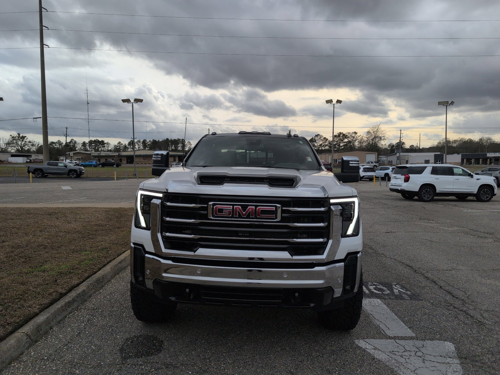 Used 2024 GMC Sierra 2500 SLT w/ SLT Premium Package