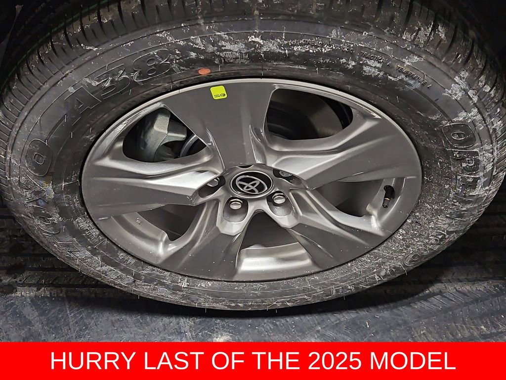 New 2025 Toyota RAV4 XLE image 9