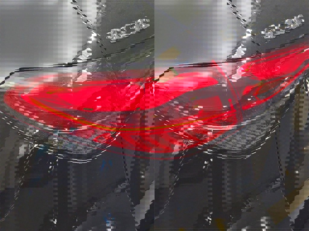 Used 2023 Mercedes-Benz GLC 300 4MATIC image 37