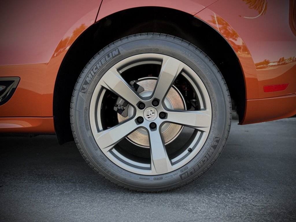 New 2025 Porsche Macan image 16