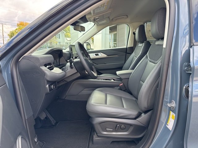 New 2026 Ford Explorer Active image 15