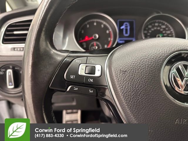 Used 2017 Volkswagen Golf Alltrack SE image 29
