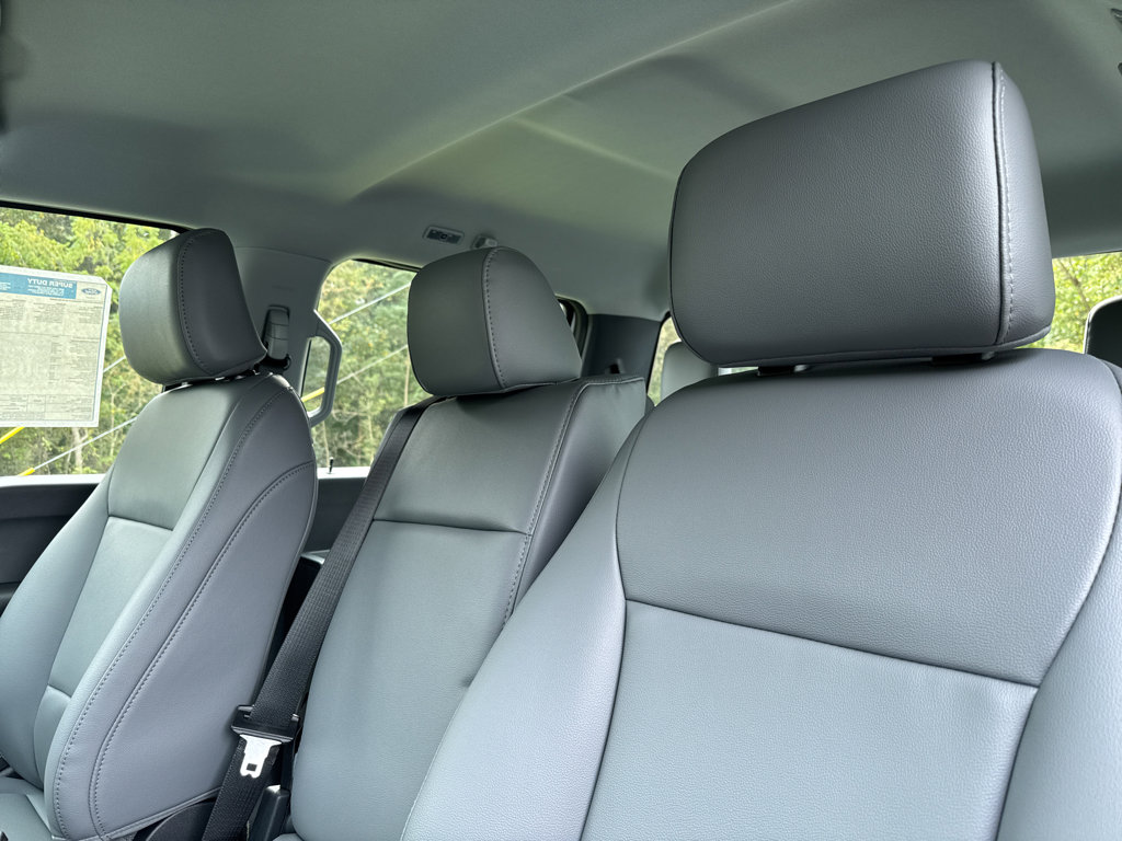 New 2026 Ford F250 XL w/ FX4 Off-Road Package image 19