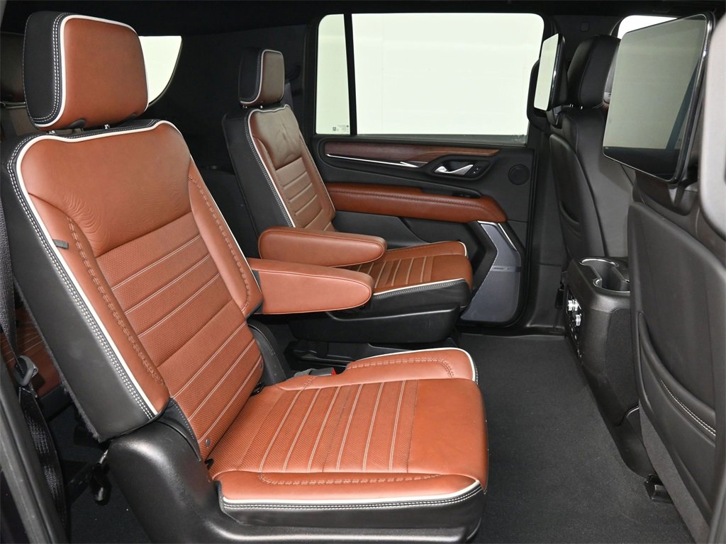 Used 2024 GMC Yukon XL Denali Ultimate image 17