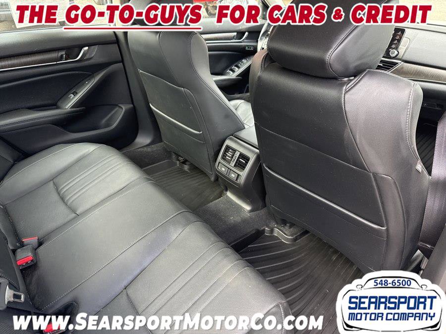 Used 2021 Honda Accord Touring image 11