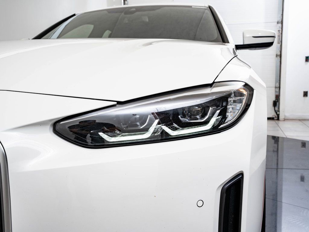 Used 2023 BMW i4 eDrive40 w/ Premium Package RWD image 15
