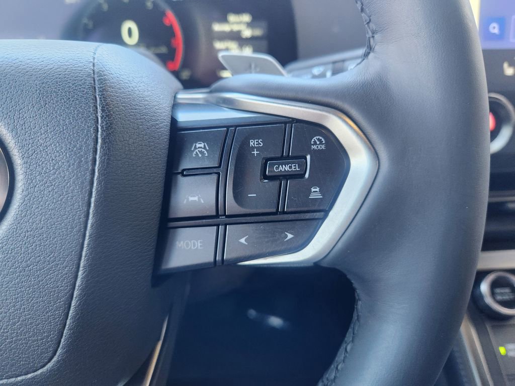 Used 2024 Lexus GX 550 w/ Accessory Package (Z1) image 28