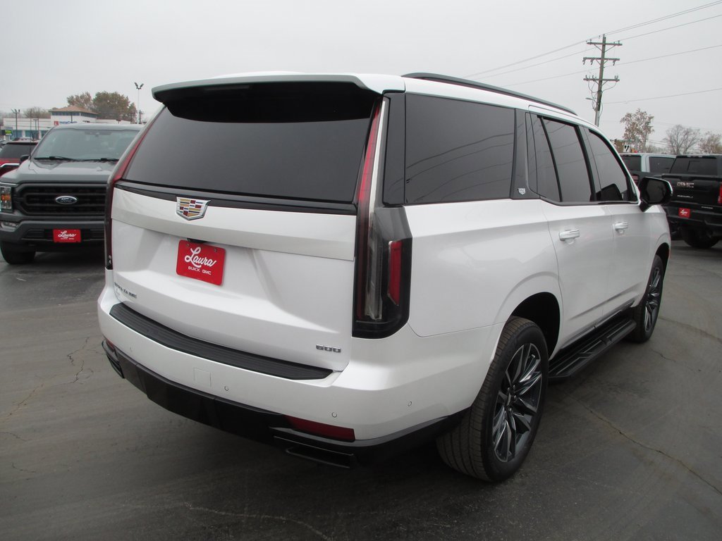 Used 2023 Cadillac Escalade Sport image 5