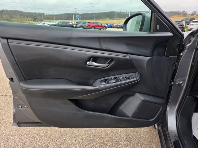 Used 2024 Nissan Sentra SV image 5