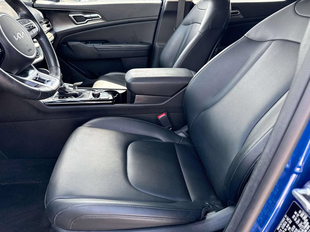 Certified 2023 Kia Sportage EX FWD image 18