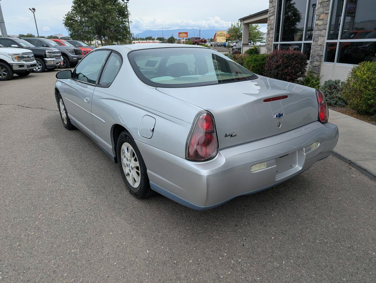 Used 2003 Chevrolet Monte Carlo LS FWD image 3