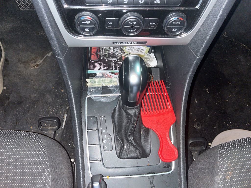 Used 2016 Volkswagen Passat 1.8T S image 15