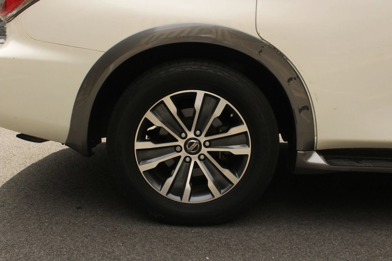 Used 2020 Nissan Armada SL w/ Premium Package RWD image 4