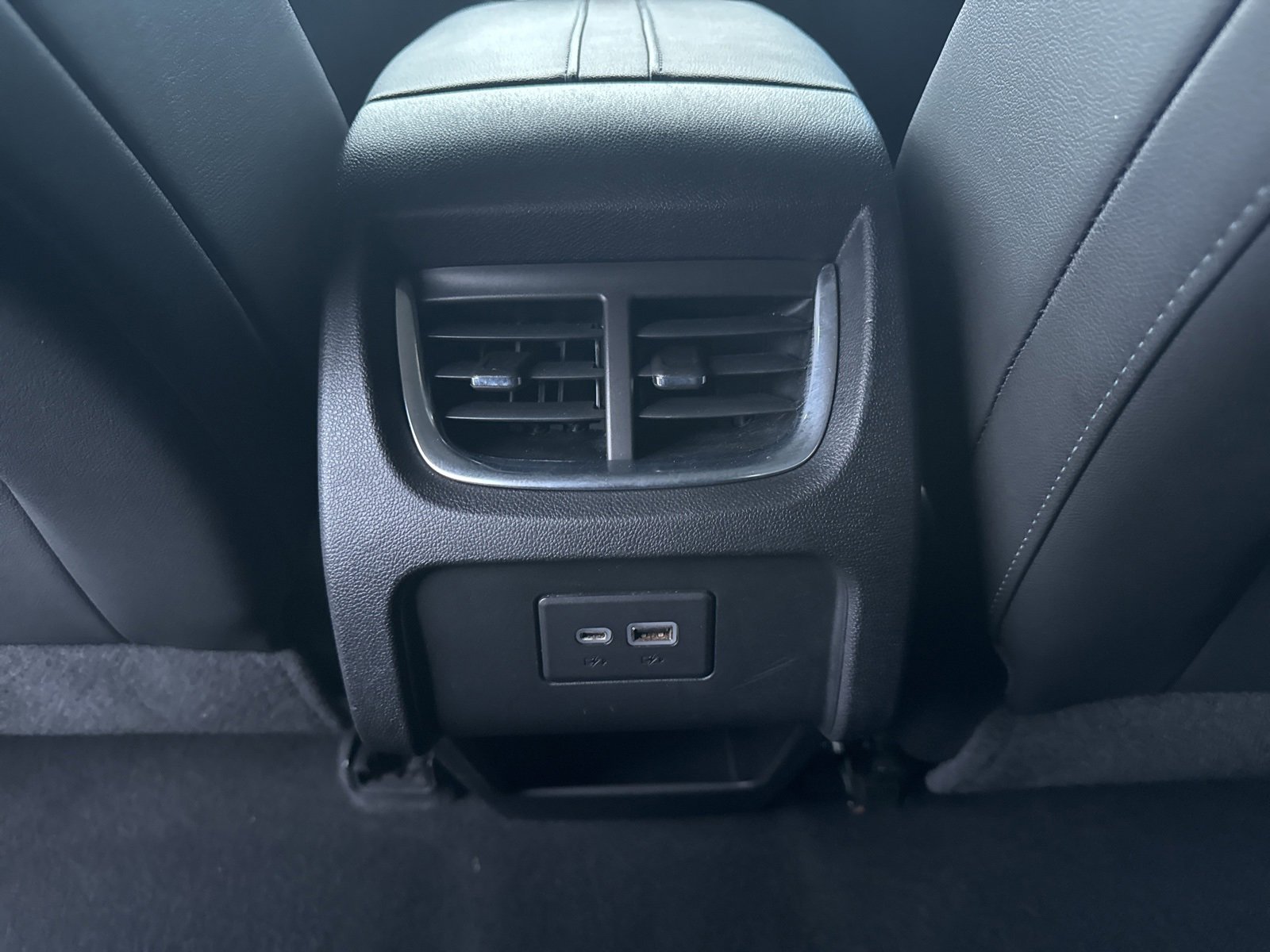 Used 2019 Chevrolet Blazer LT w/ Sun and Wheels Package image 18