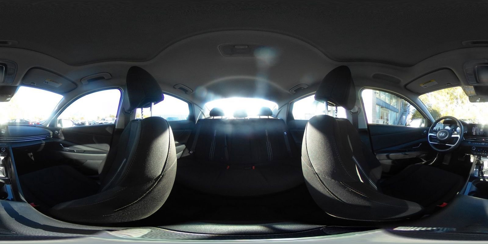 Used 2025 Hyundai Elantra SEL image 40