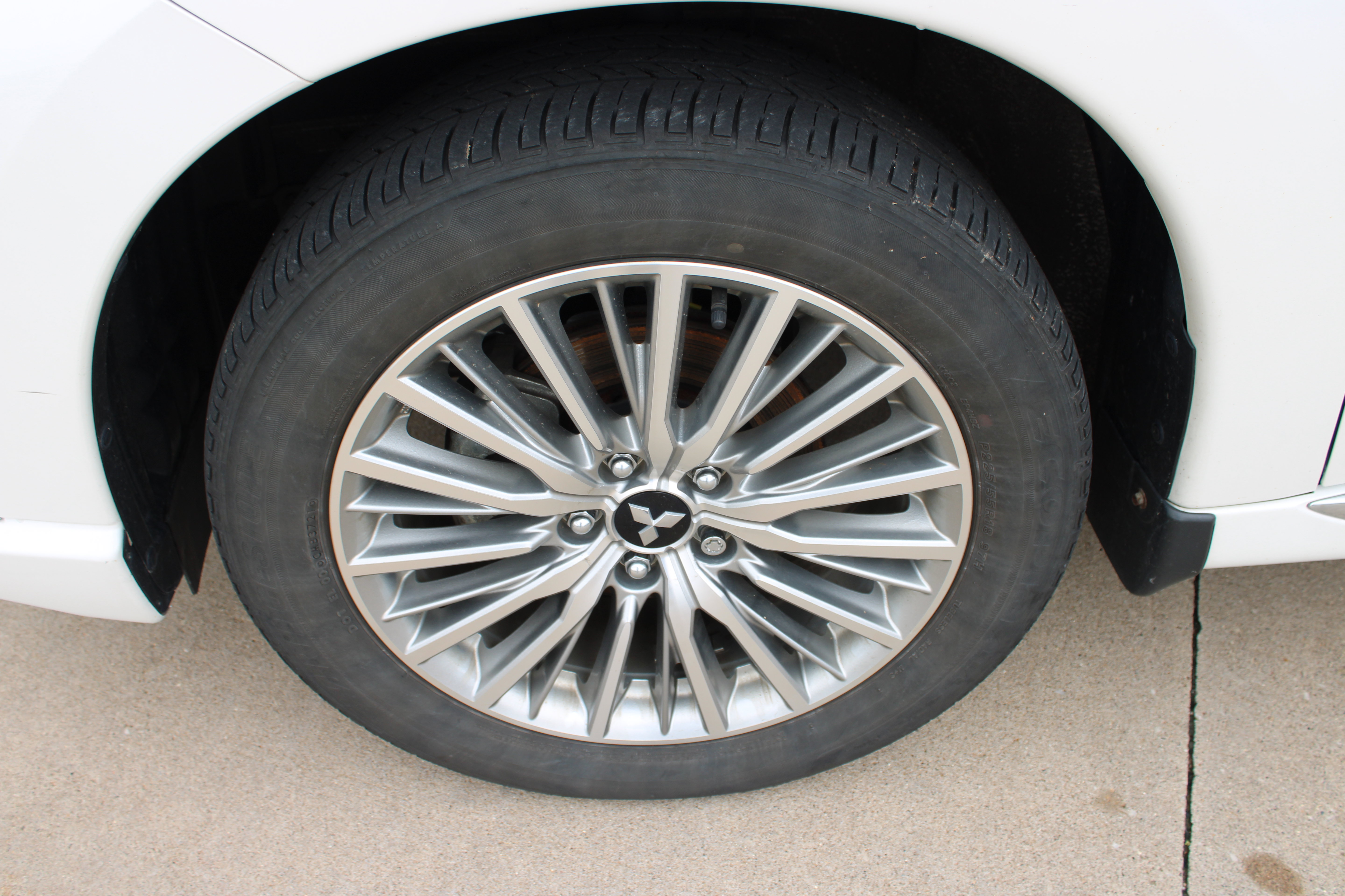 Used 2022 Mitsubishi Outlander GT AWD/4WD image 4