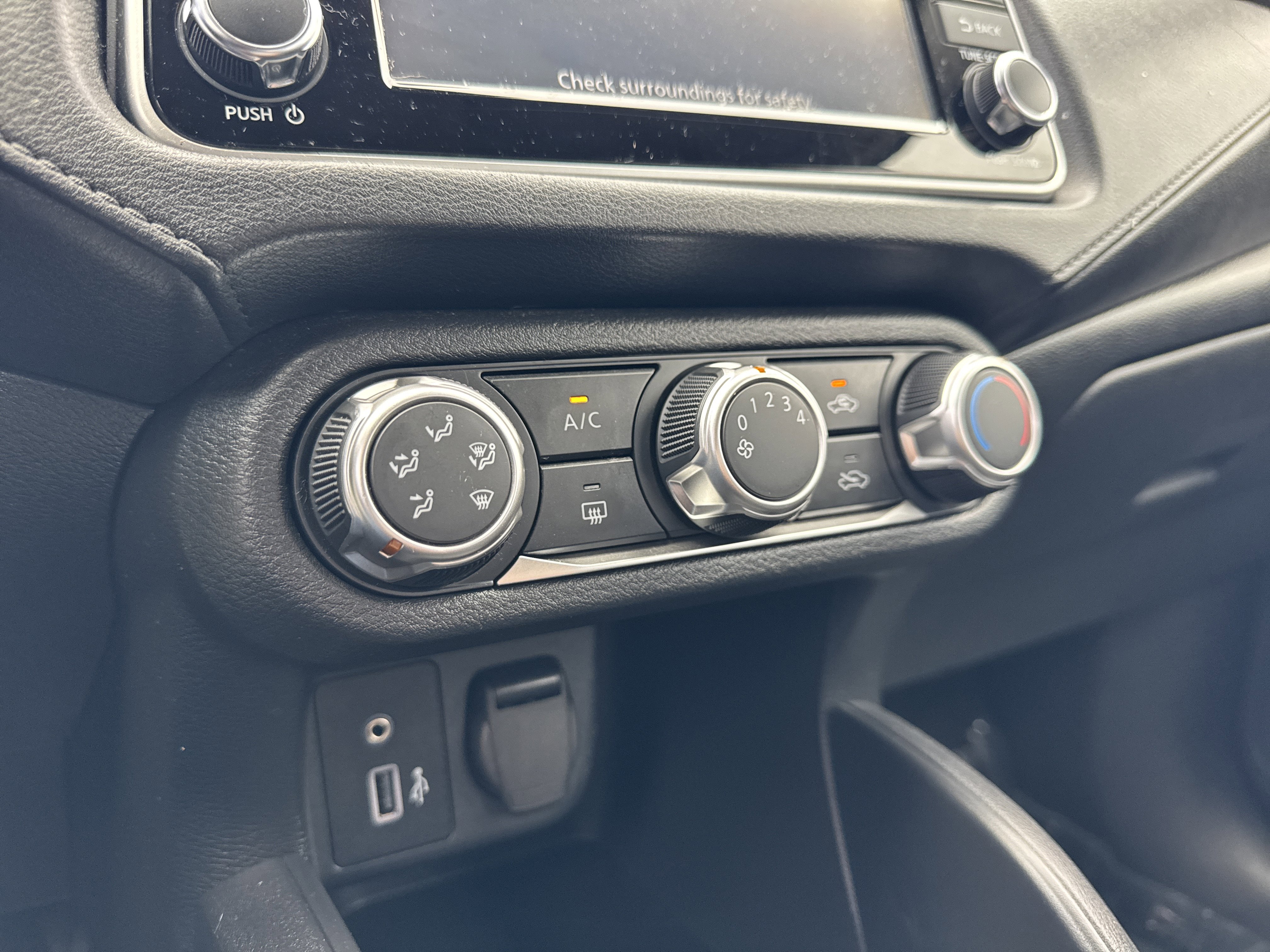 Certified 2022 Nissan Versa S image 20